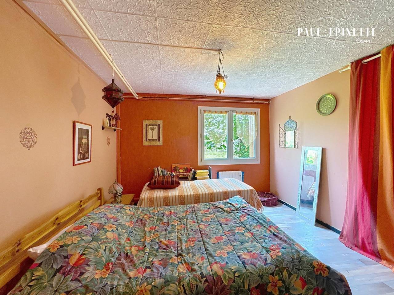 Maison 6 pi&egrave;ce avec terrain 1 hectare et hangar