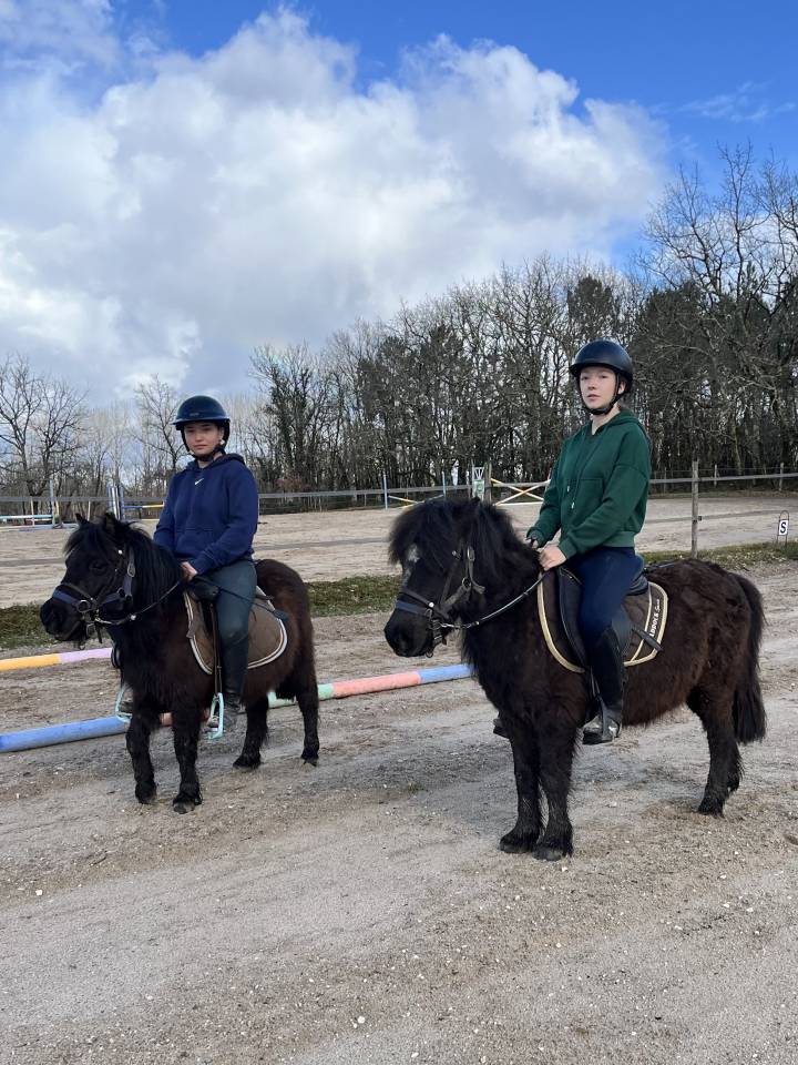Nignonne OC Tr&egrave;s gentille et bien mintee