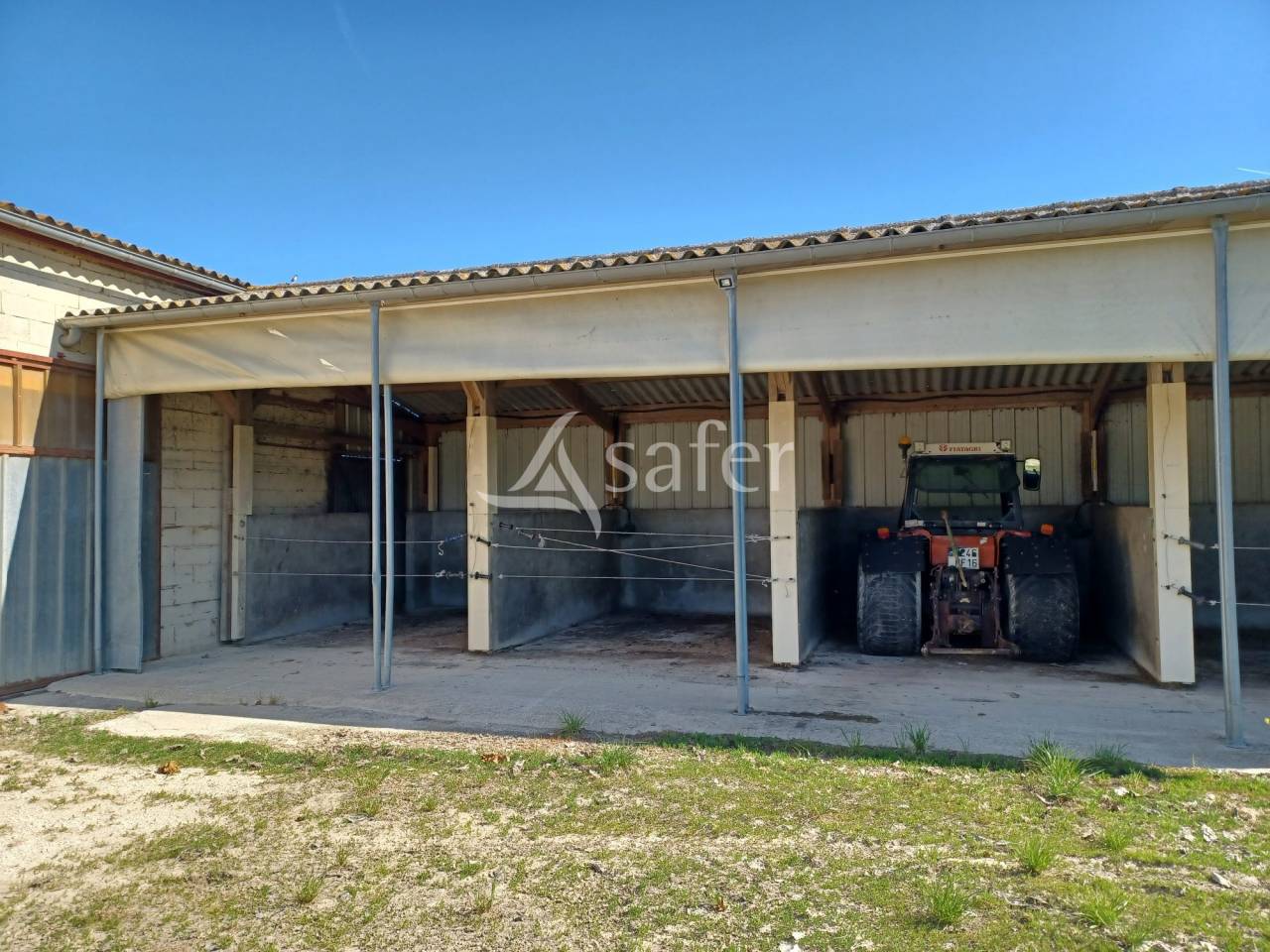 Structure &eacute;questre 10 hectares