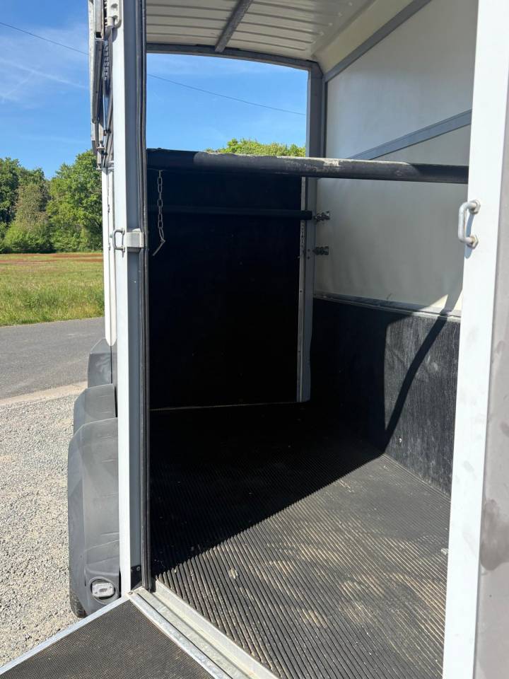 IFOR HB 403 - 1.5 PLACES