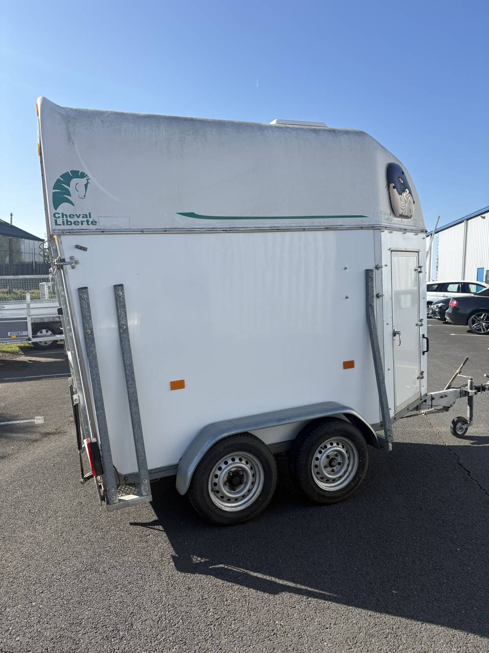 Van 1.5 places BARBOT