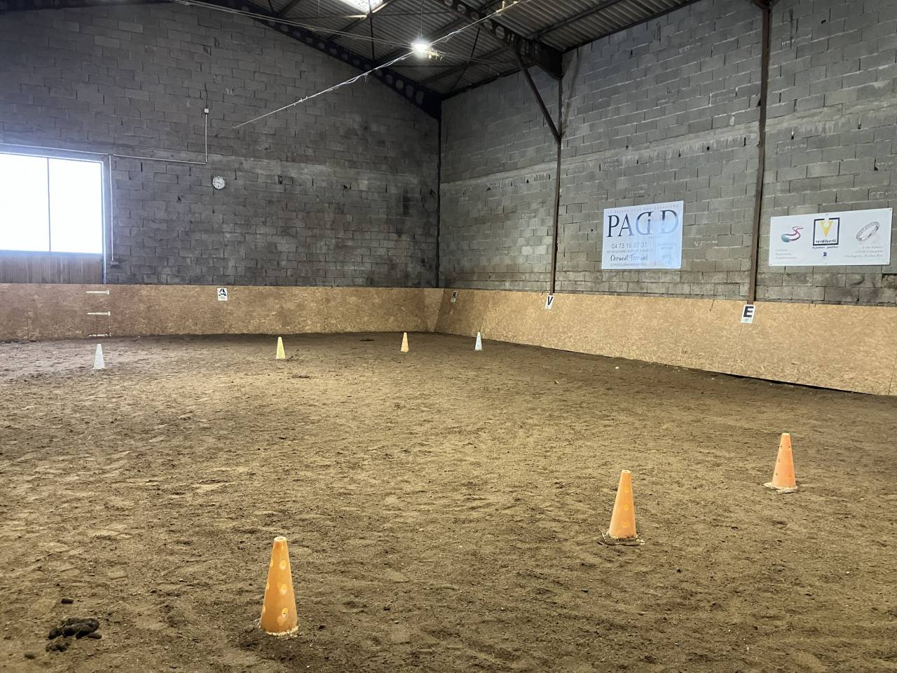 Centre &eacute;questre &agrave; reprendre