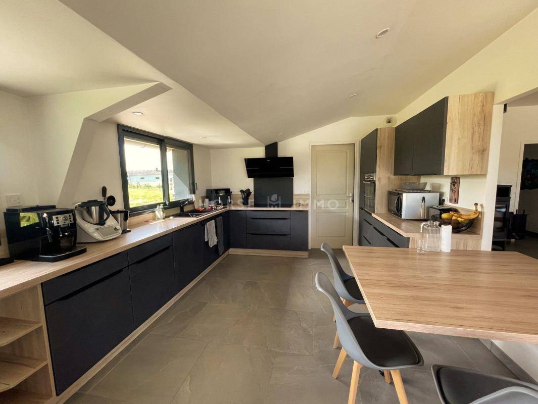 A 40 minutes de Fontainebleau-Propri&eacute;t&eacute; de 4,6 hectares