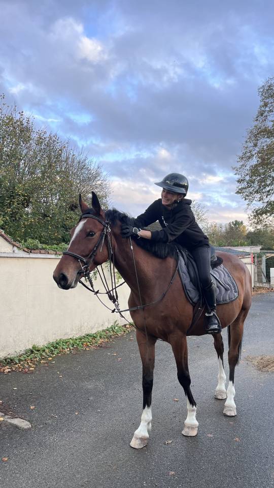 Recherche poste &agrave; temps plein en &eacute;curie (Ile-De-France)